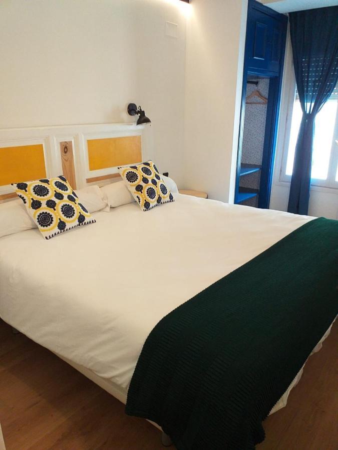 Hotel Alda Jolio Jaca Exterior photo